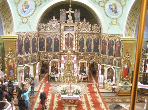 The Iconostasis of the Vladimir Mother of God! Opulent Byzantine Majesty Meets Humble Spiritual Devotion